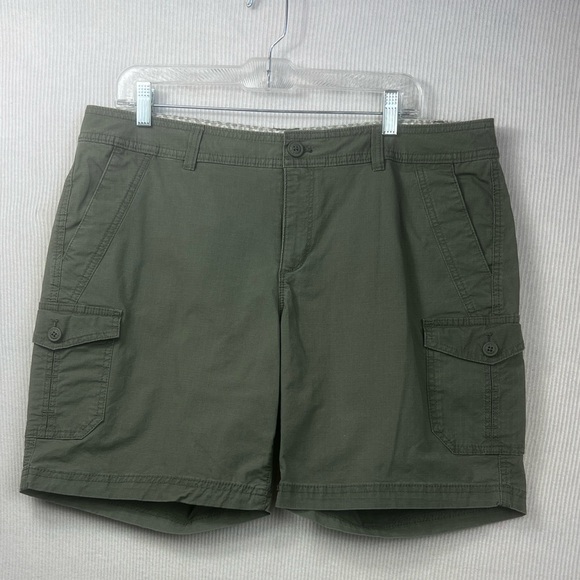 Eddie Bauer Women’s 14 Ripstop Cargo Shorts Olive Green Outdoor Camping Hiking - Picture 1 of 12